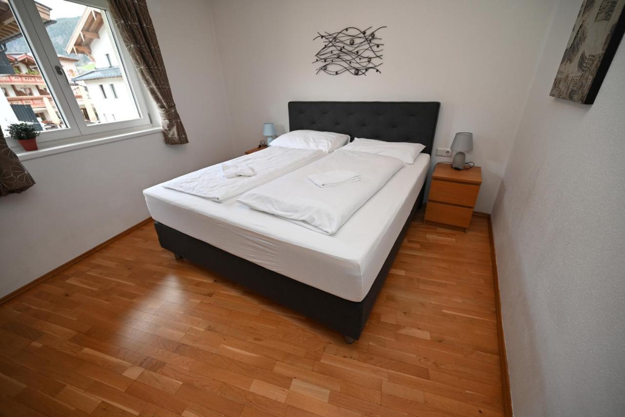 Apartment Nicola - By Four Seasons Apartments 카프룬 외부 사진